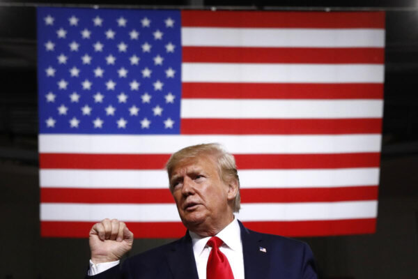 Trump Sebut AS akan Kirim Lebih Banyak Senjata ke Ukraina